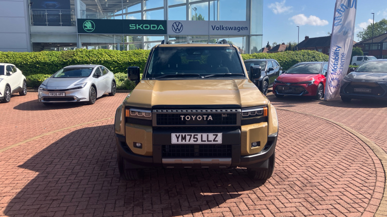 Toyota Land Cruiser 2.8 D-4D 48V 205 Invincible 5dr Auto [Pan Rf/5 St] Diesel Station Wagon